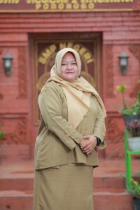 NINIK SUSILOWATI,S.Pd